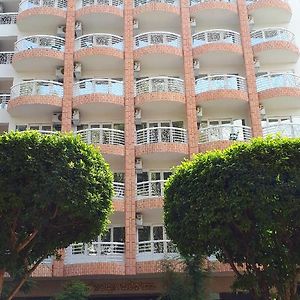 New Pola Hotel